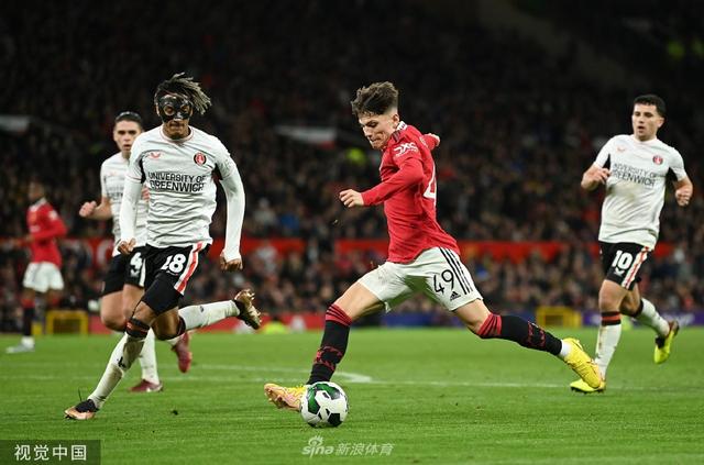 同时激发更 同时激发更